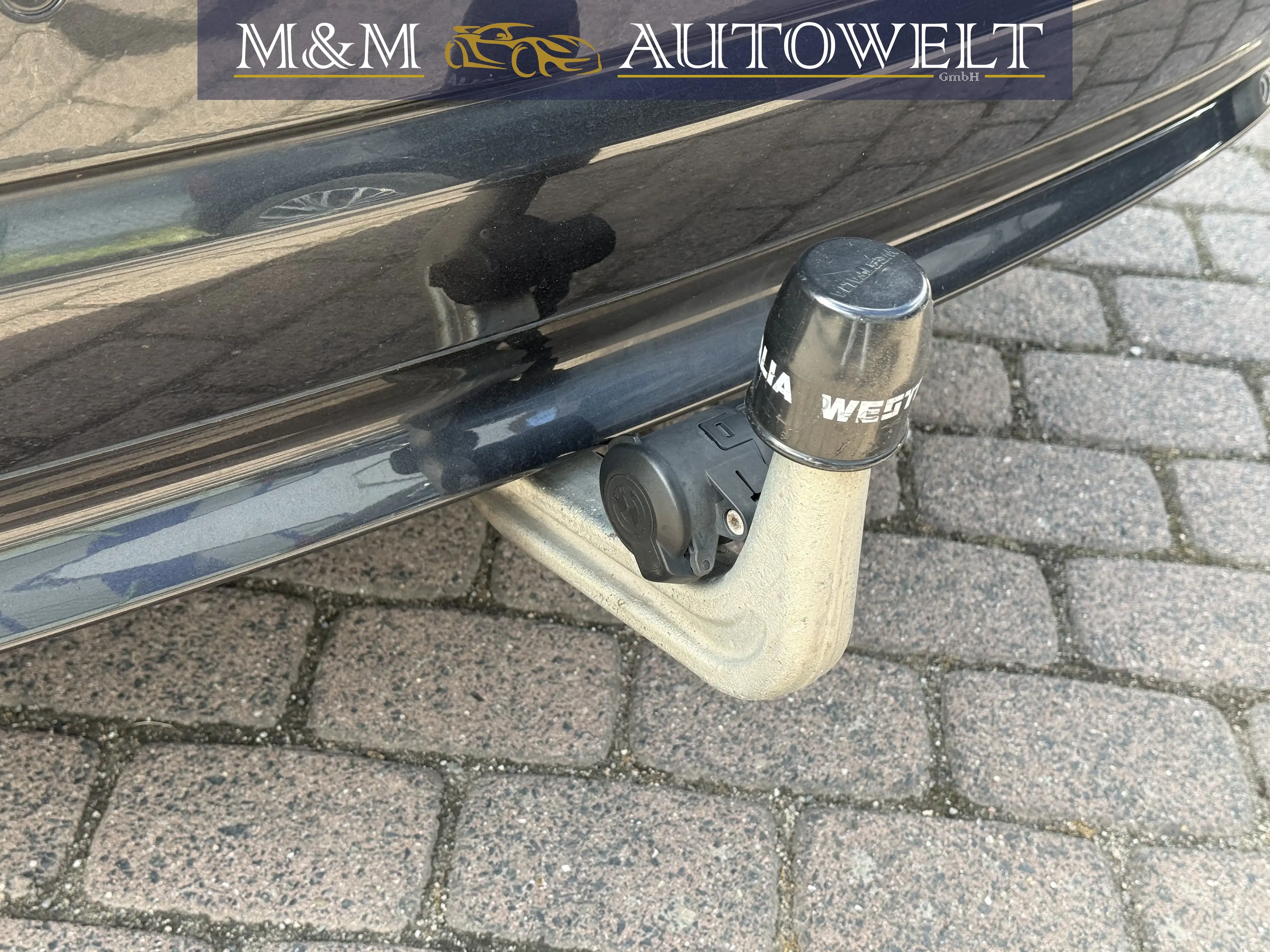 BMW 525 525D | AHK | Serviceheft | Xenon | TÜV 03/27 — photo 12
