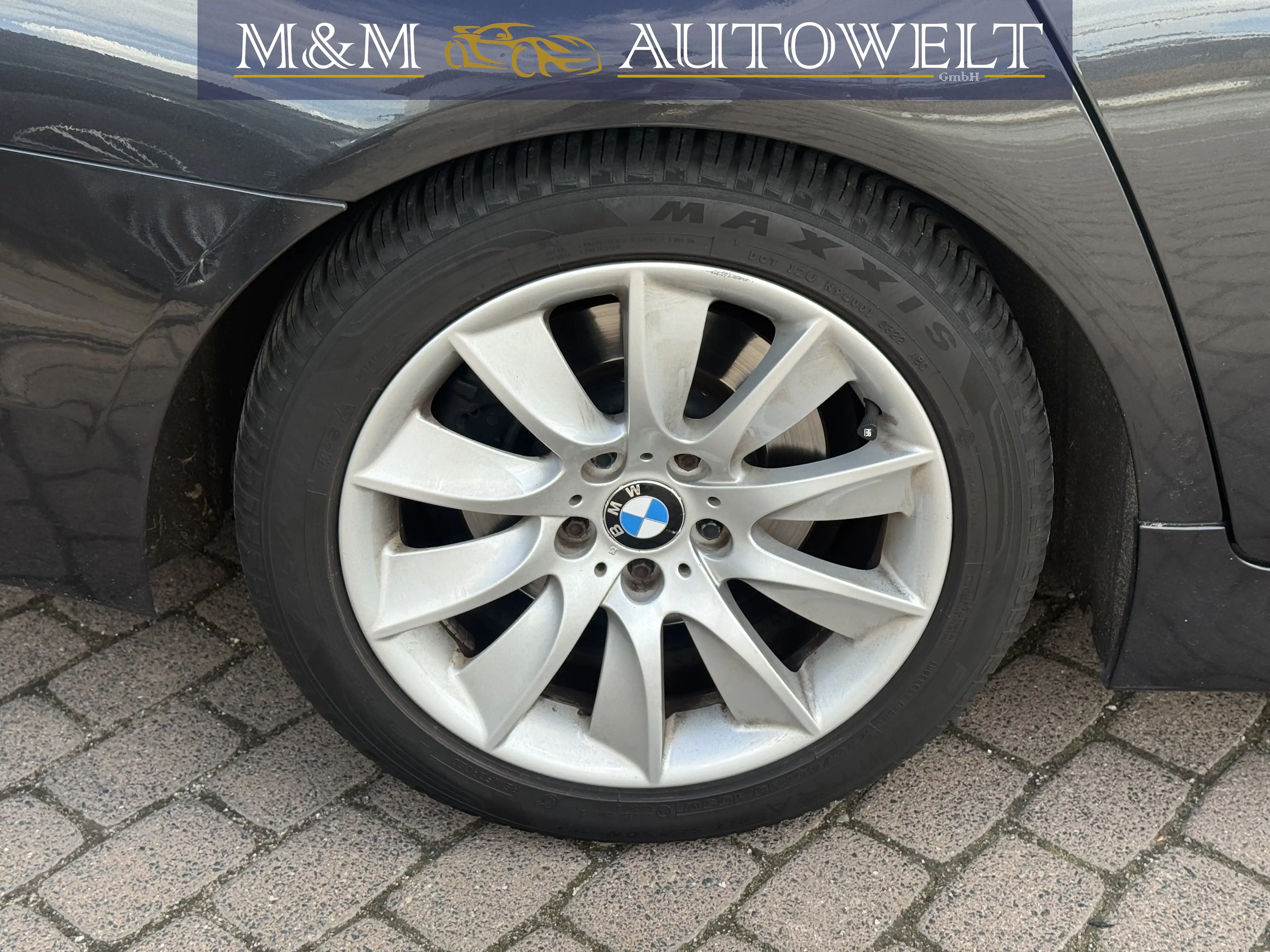 BMW 525 525D | AHK | Serviceheft | Xenon | TÜV 03/27 — photo 11