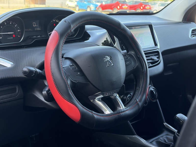 Peugeot 2008 1.2 PureTech Blue Lion Pano,110pk,Navi,Carplay,Air — photo 7