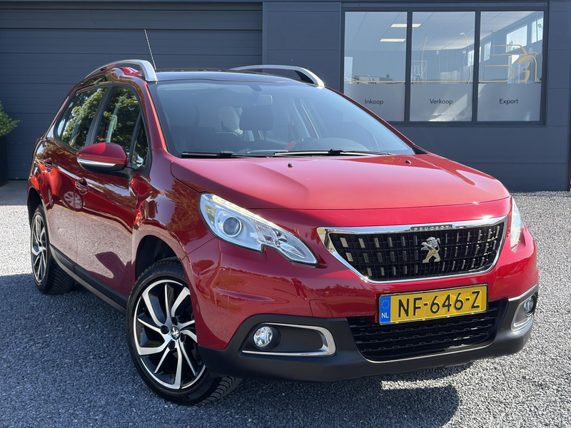 Peugeot 2008 1.2 PureTech Blue Lion Pano,110pk,Navi,Carplay,Air — photo 2