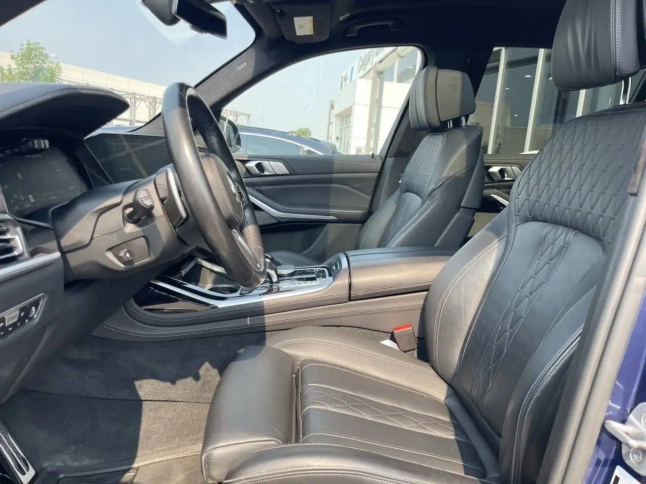 BMW X7 снимка BMW X7