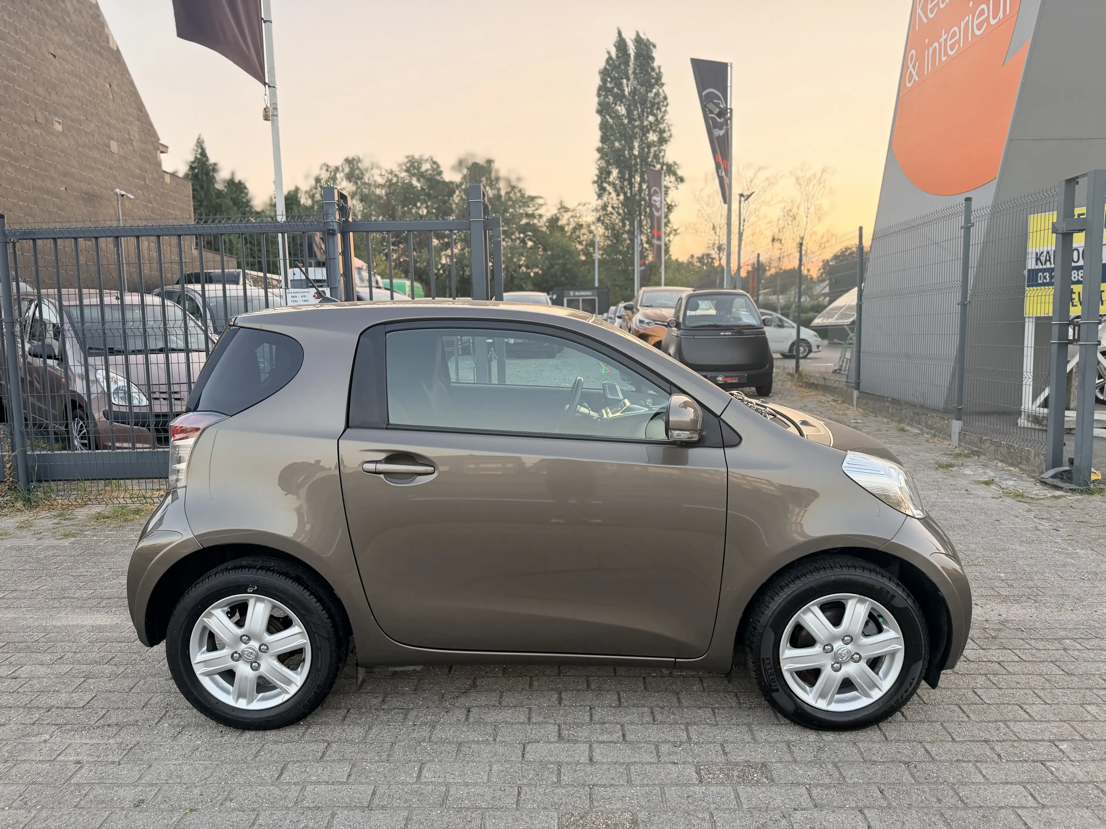 Toyota iQ 1.0i VVT-i Airco 036000km 1st eigenaar GARANTIE — photo 10