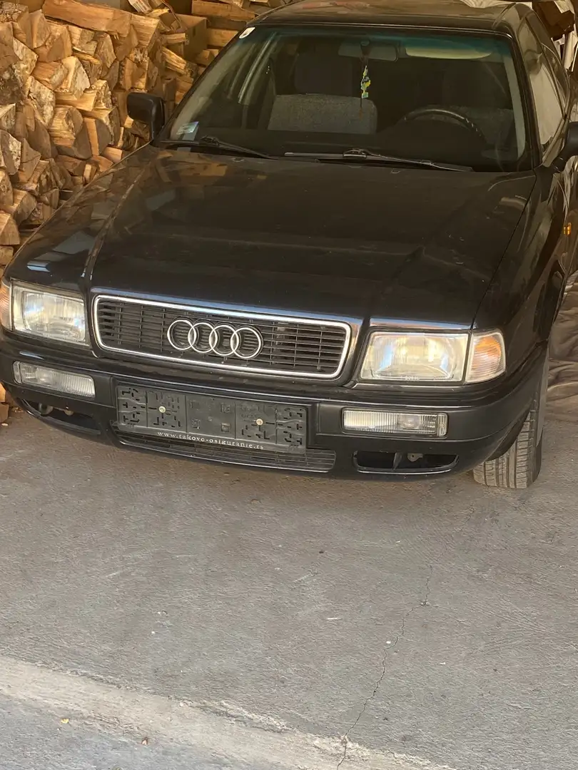 Audi 80 2,3 E Negro - 1