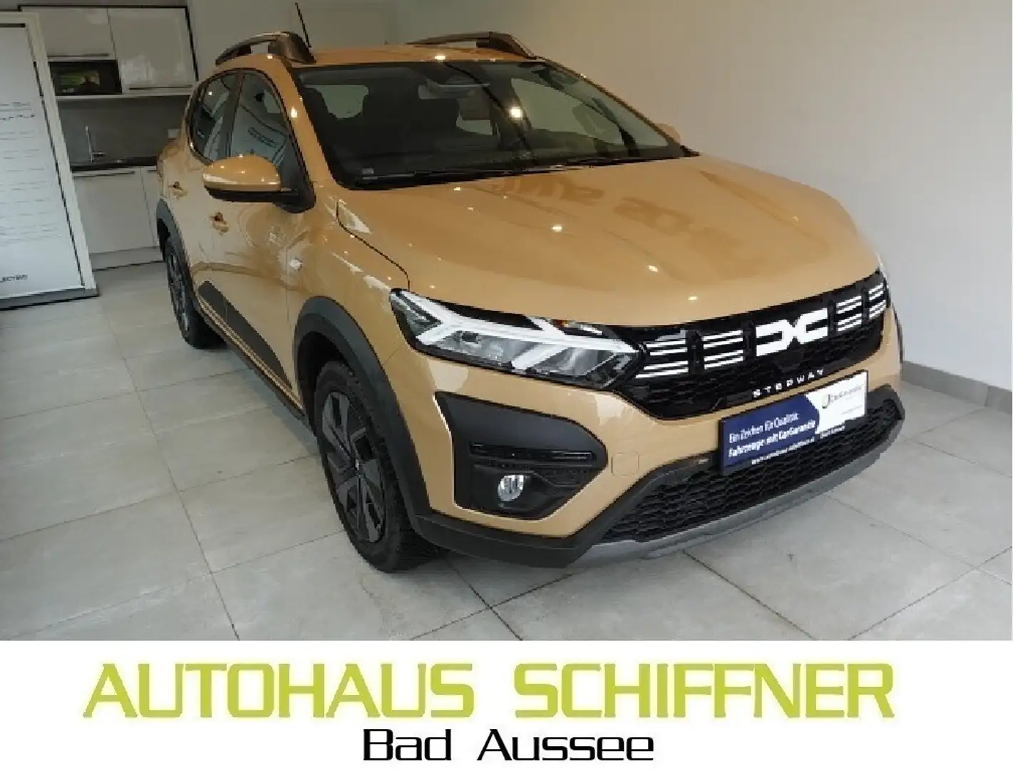 Dacia Sandero Stepway Expression TCe 90 CVT Beige - 1