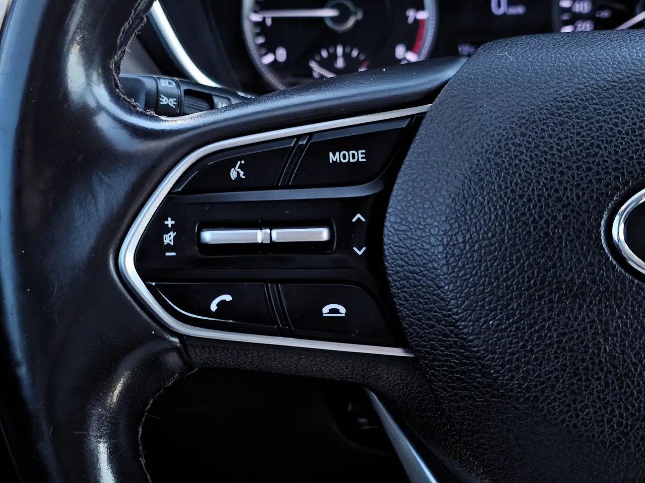 Hyundai SANTA FE снимка Hyundai SANTA FE