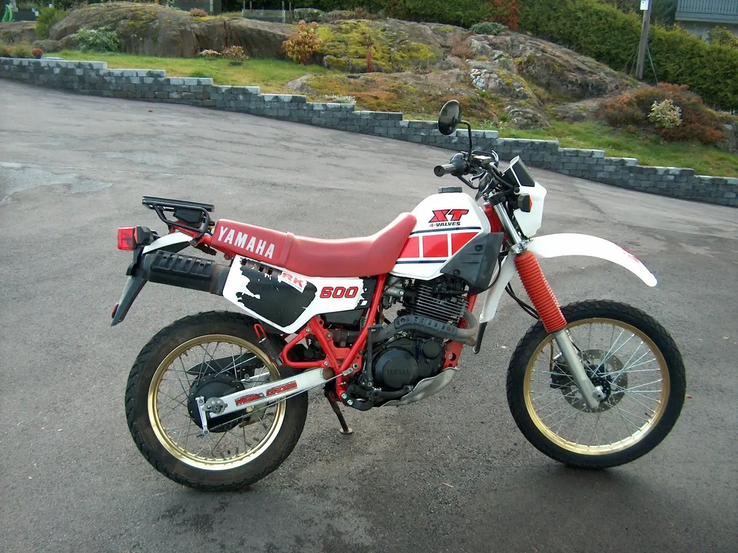 Yamaha XT 600 Rood - 2