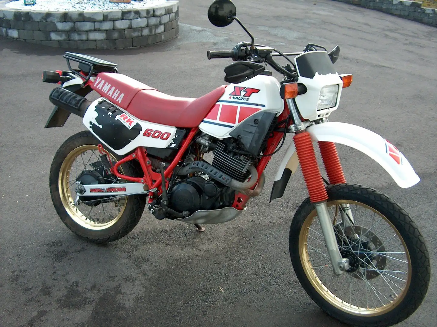 Yamaha XT 600 Rood - 1