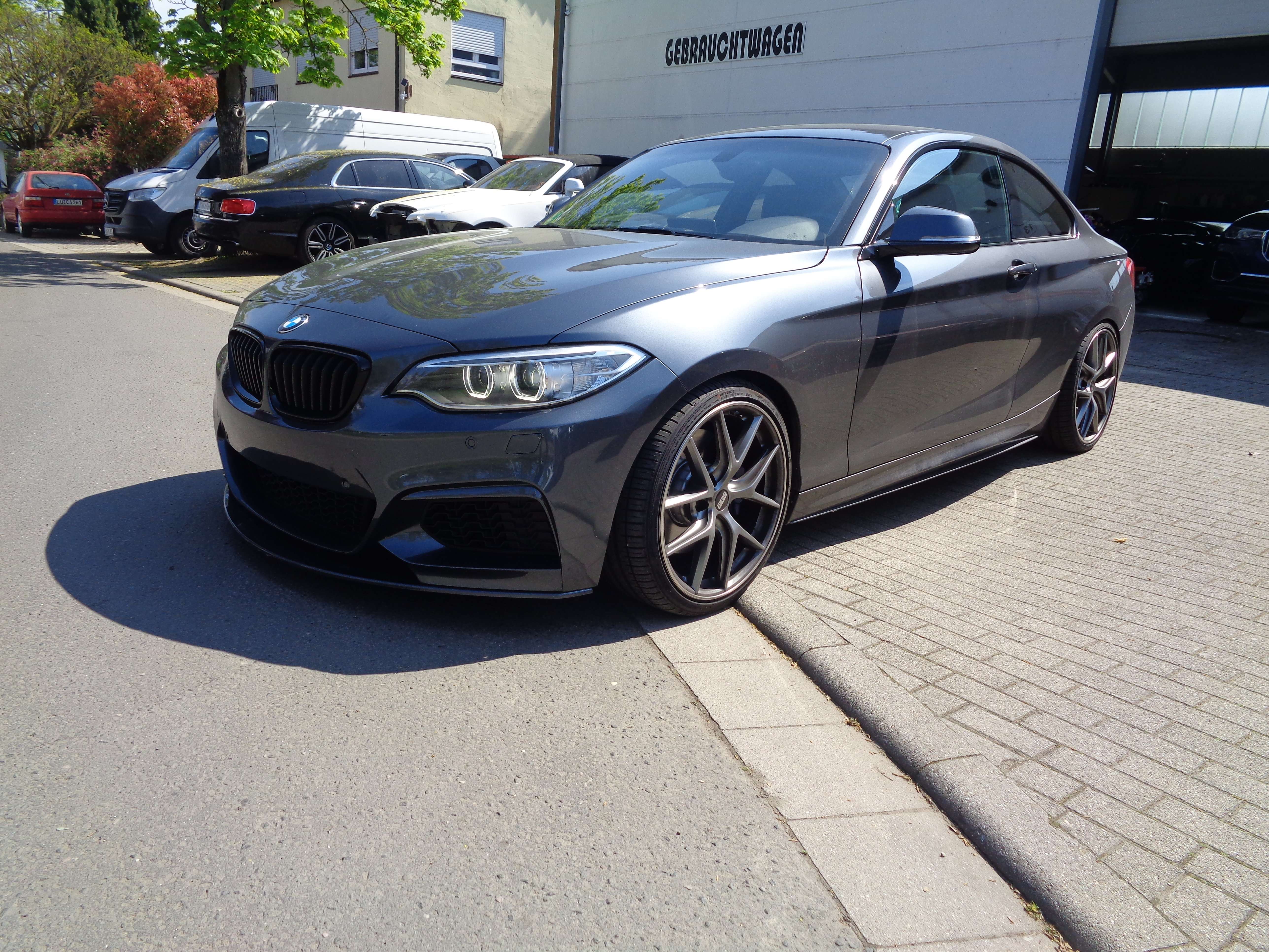 BMW 240