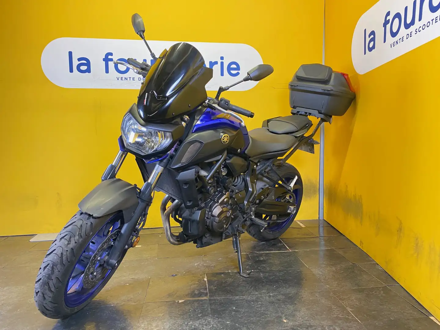 Yamaha MT-07 Bleu - 1