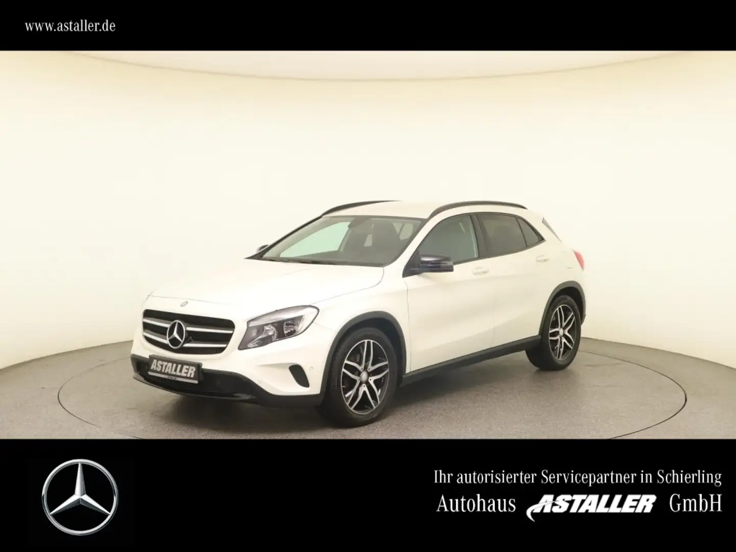 Mercedes-Benz GLA 200 d SUV Urban+Night+Navi+SHZ+18"+Parkass Alb - 1