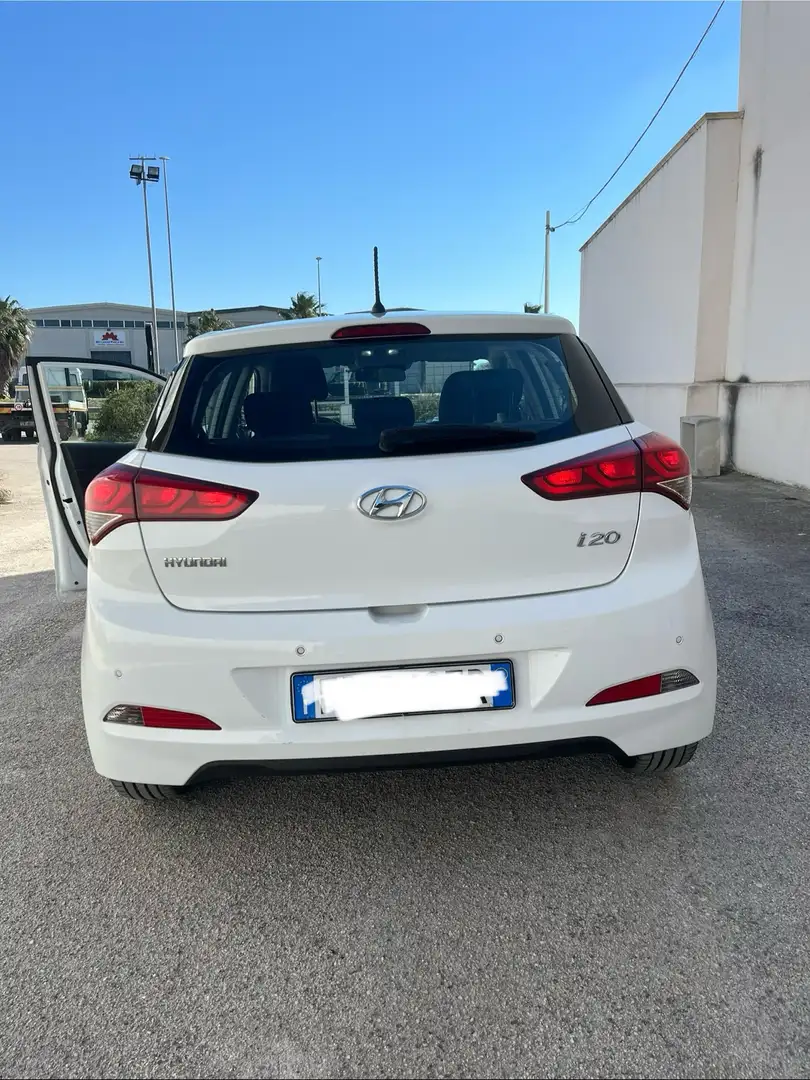 Hyundai i20 5p 1.2 Comfort econext 84cv White - 2