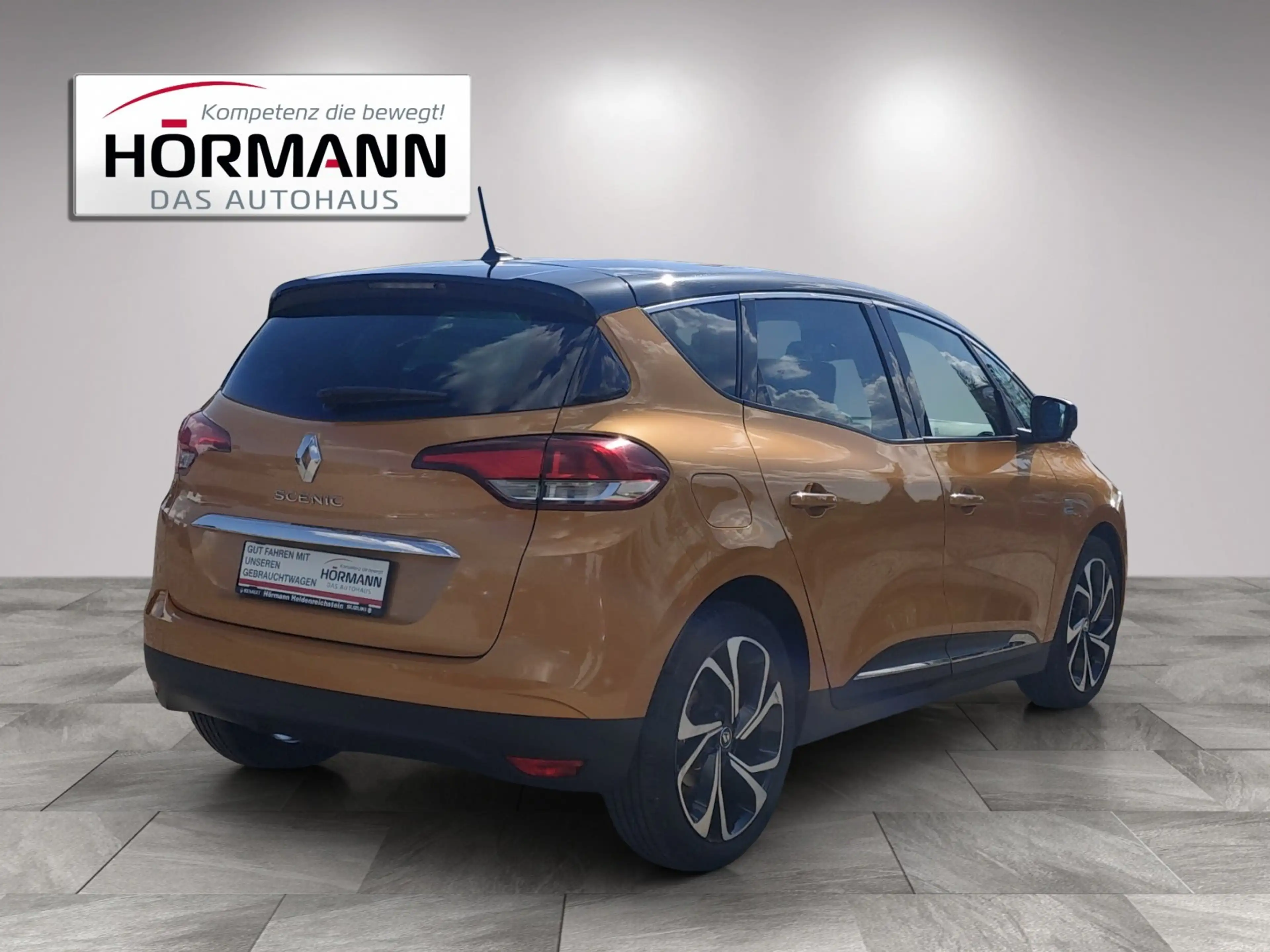 Renault Scenic Energy dCi 110 EDC Bose — photo 5