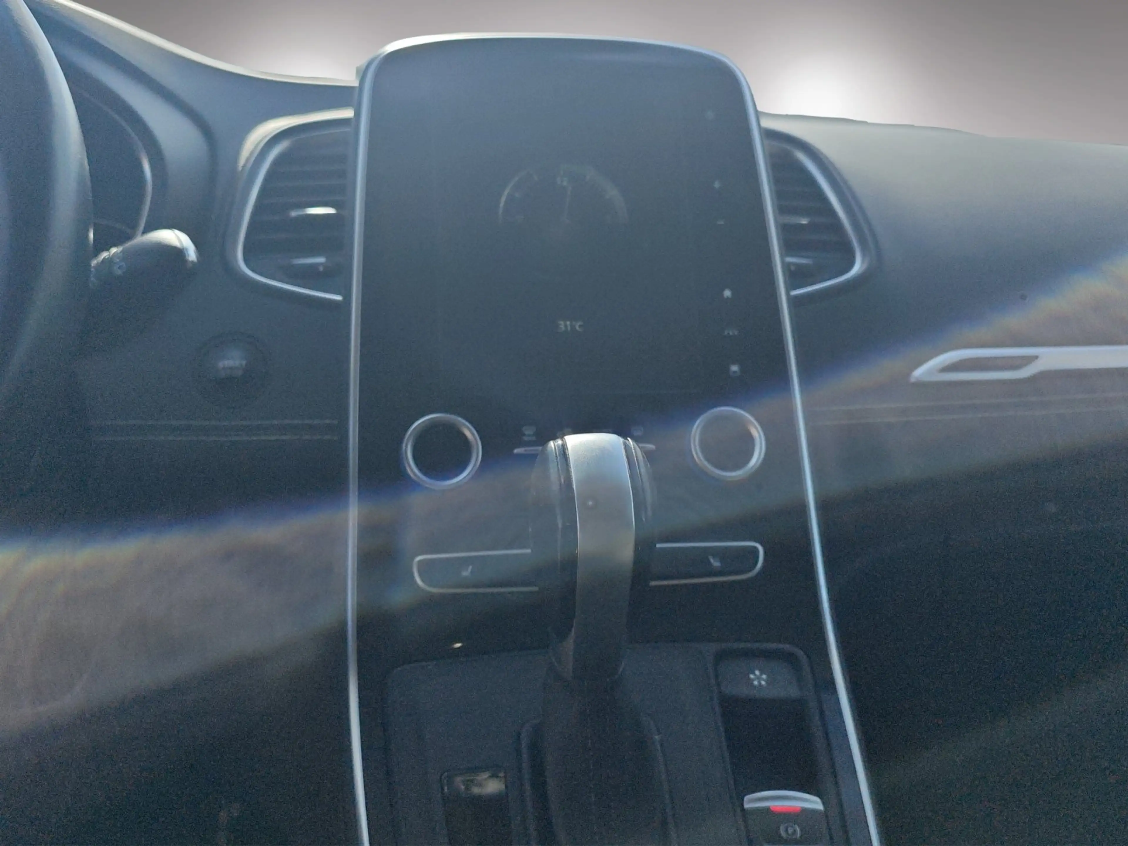 Renault Scenic Energy dCi 110 EDC Bose — photo 14