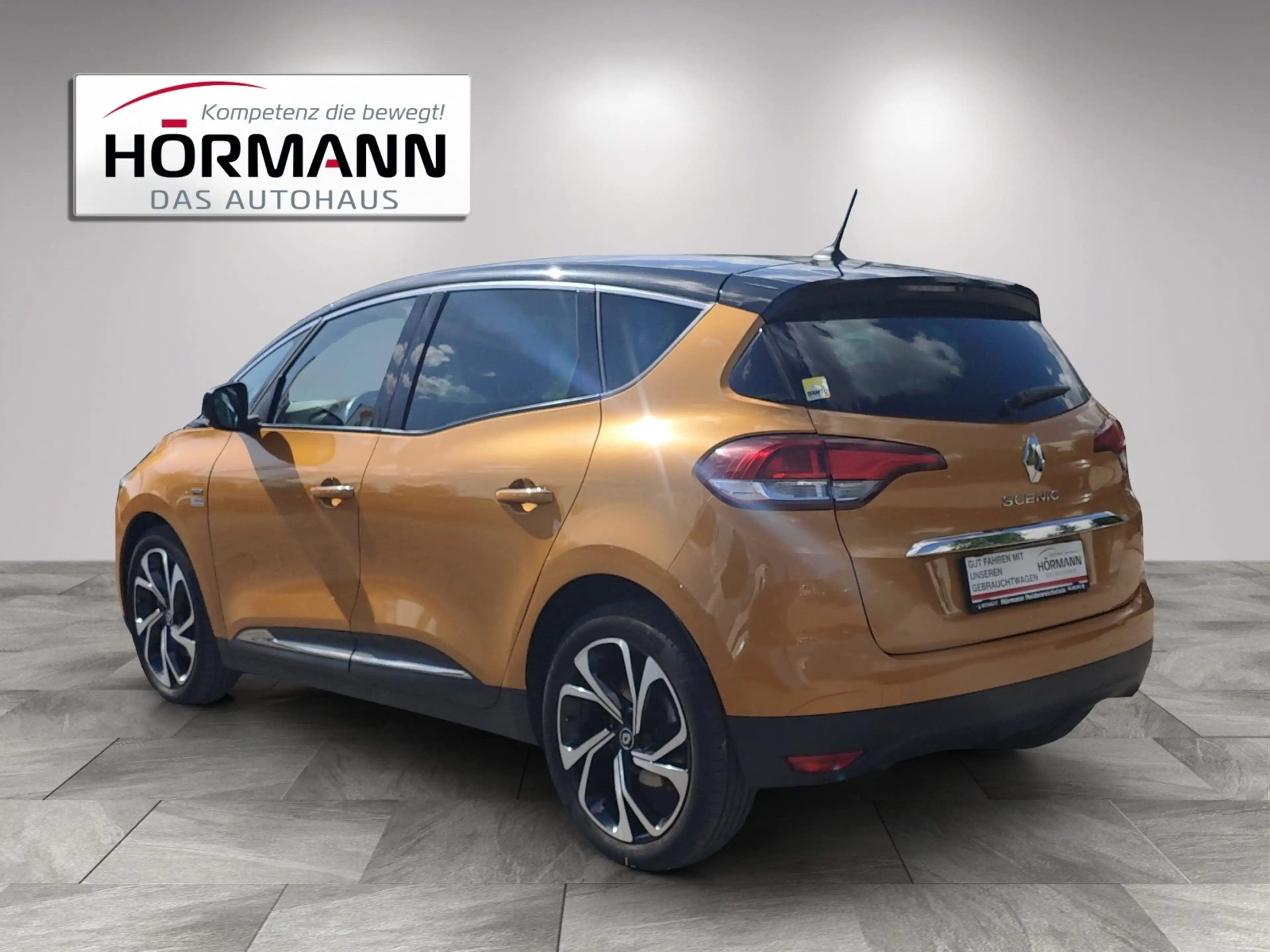 Renault Scenic Energy dCi 110 EDC Bose — photo 3
