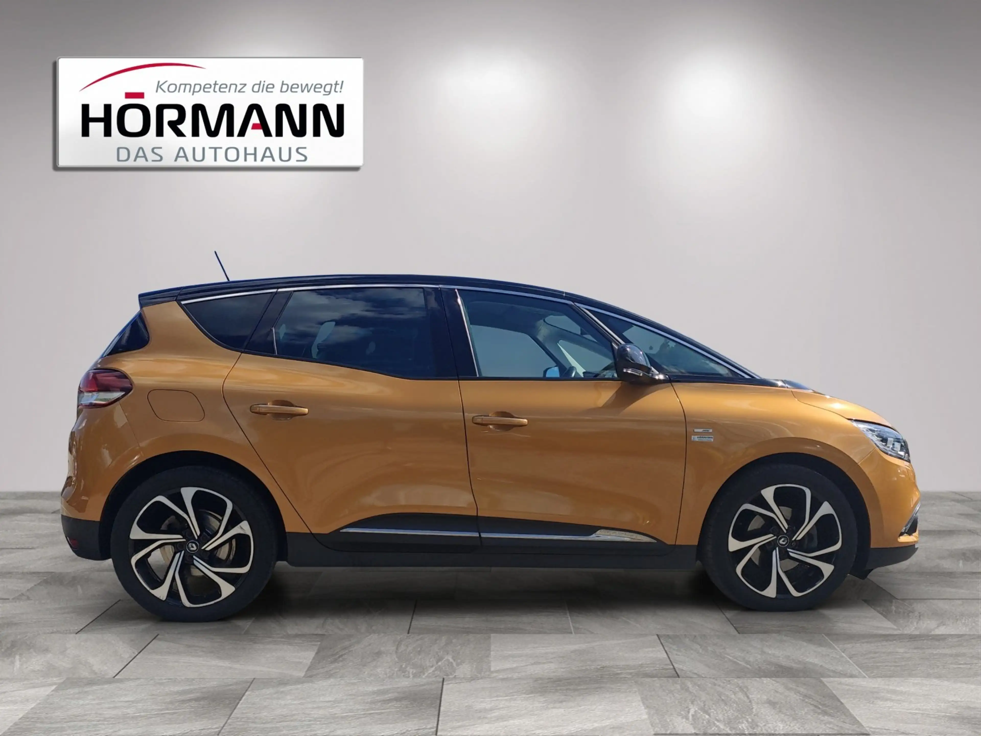 Renault Scenic Energy dCi 110 EDC Bose — photo 6