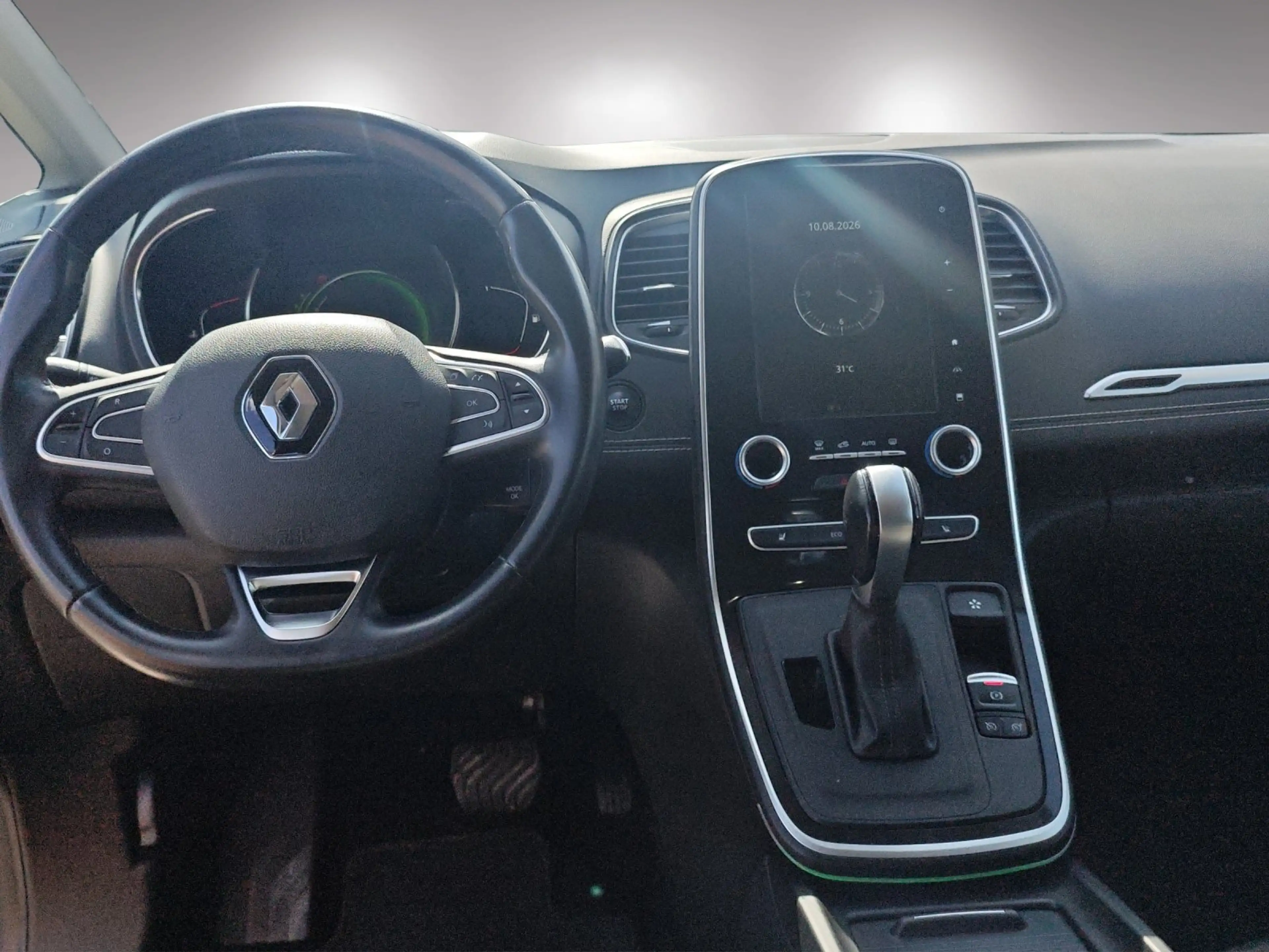 Renault Scenic Energy dCi 110 EDC Bose — photo 10