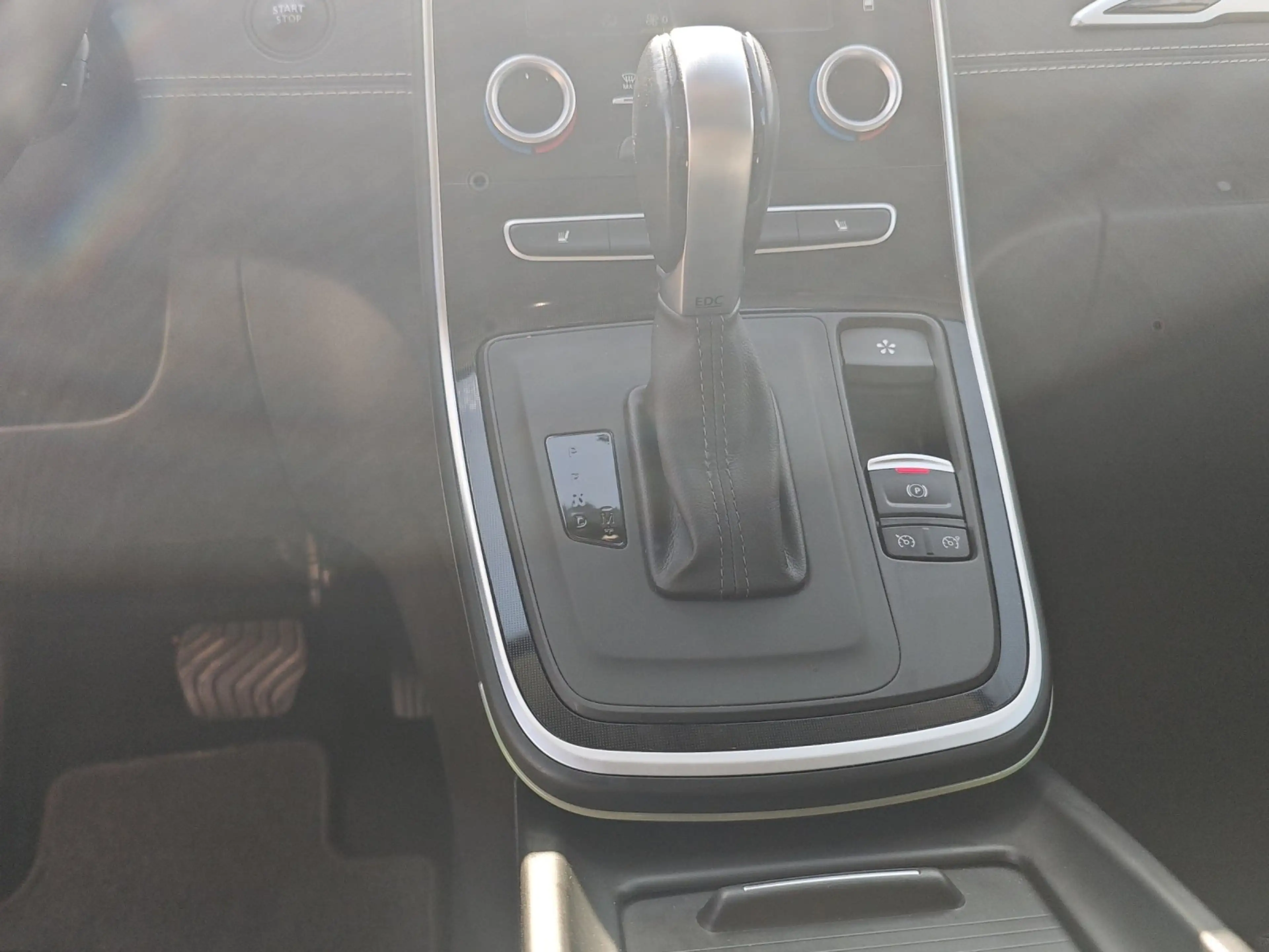 Renault Scenic Energy dCi 110 EDC Bose — photo 13