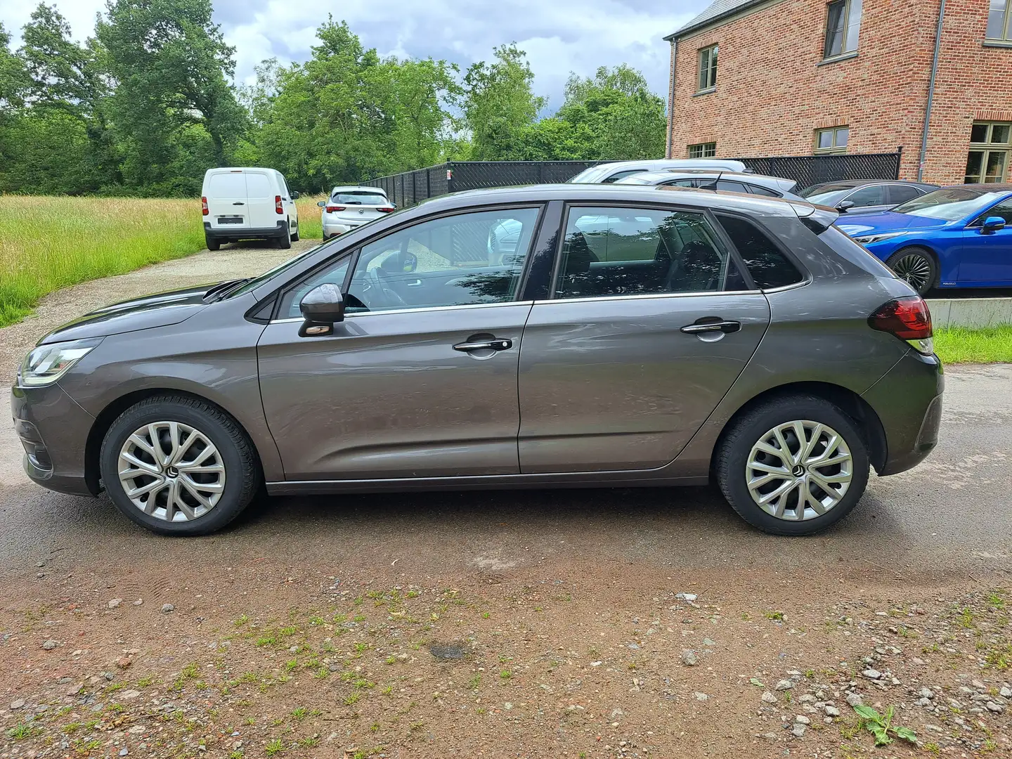 Citroen C4 1.2 PureTech Feel S marchand of export Gris - 1
