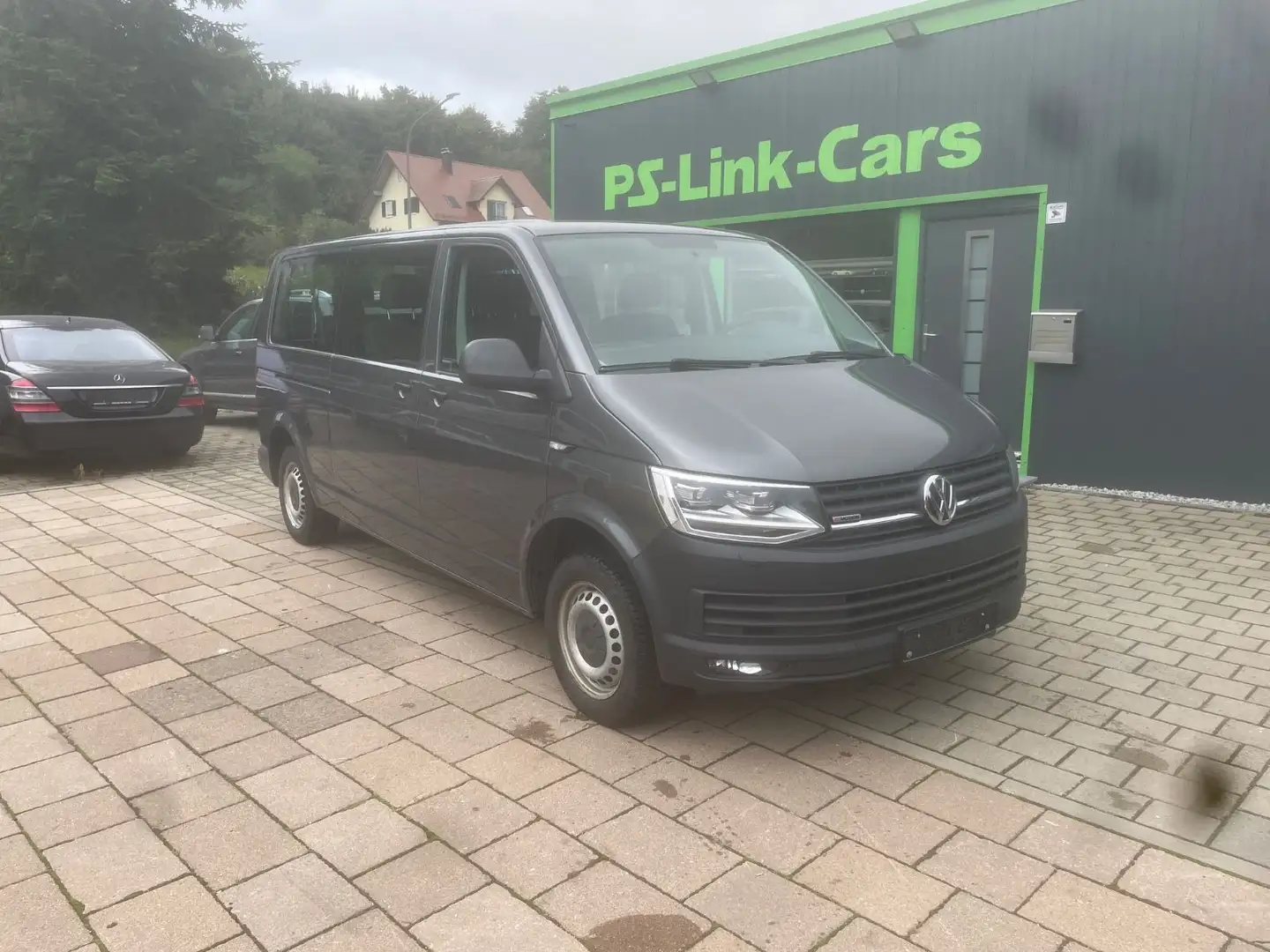 Volkswagen T6 Kombi 2.0 TDI 4-Motion Lang 8-Sitzer Grau - 2