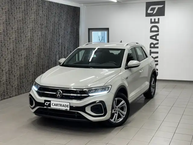 Volkswagen T-Roc view 2