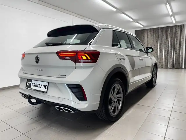 Volkswagen T-Roc view 8
