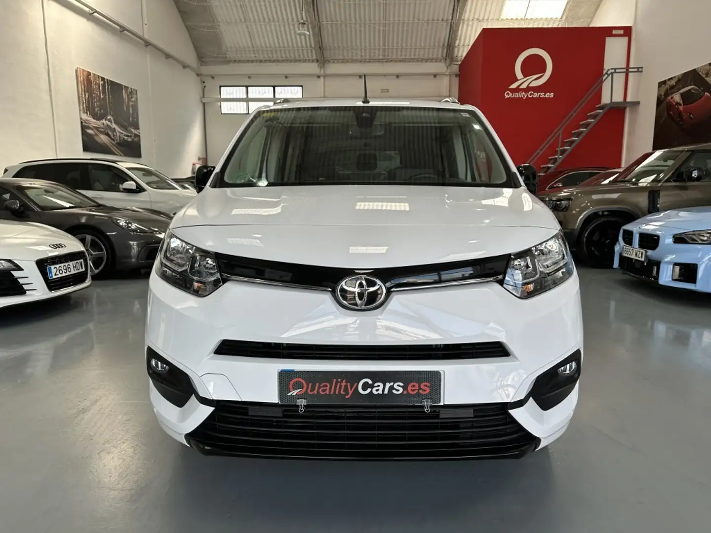 Toyota Proace Family L1 1.5D 5pl. Advance Blanc - 2