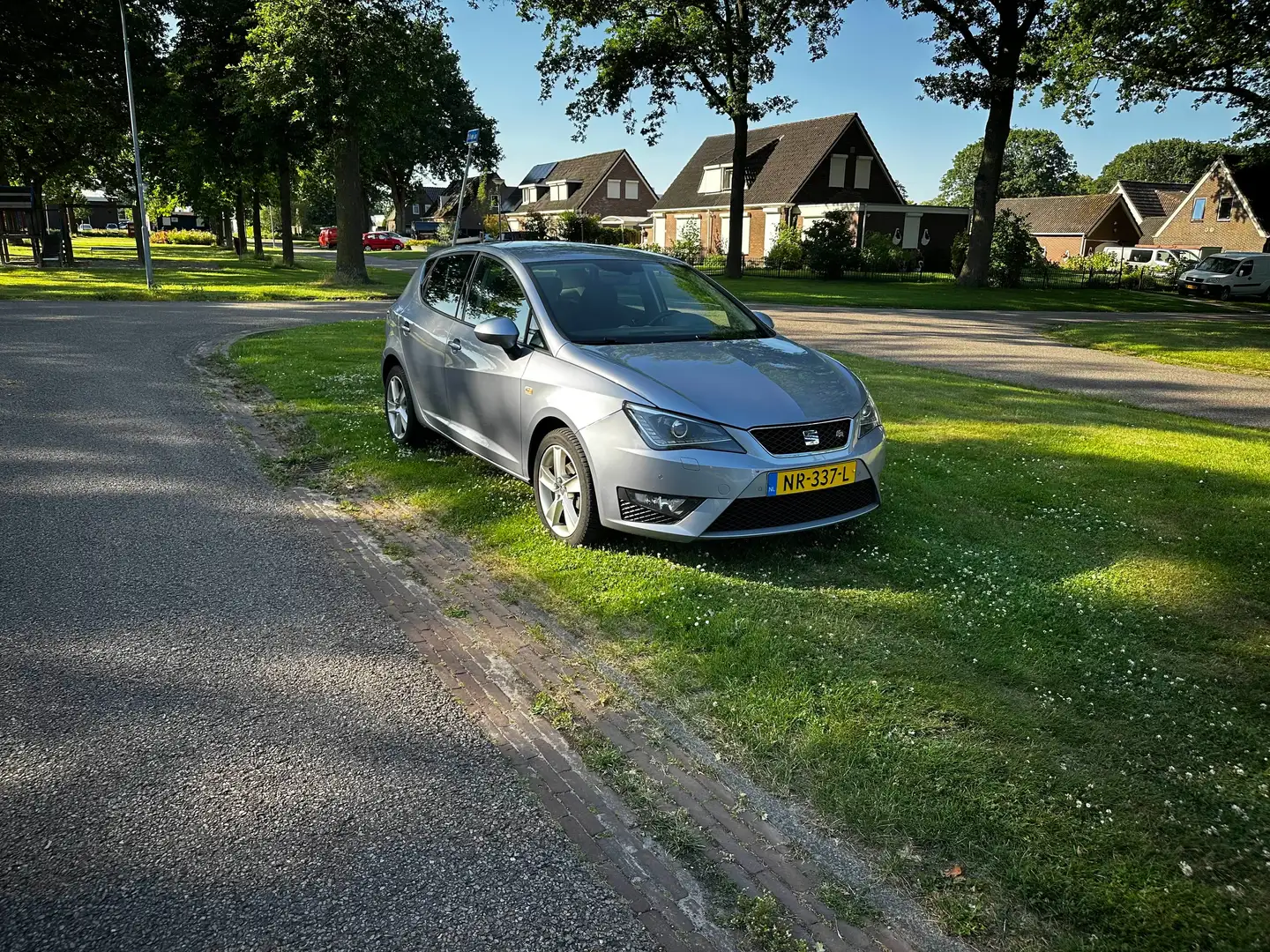 SEAT Ibiza Ibiza 1.0 EcoTSI FR Con. - 2
