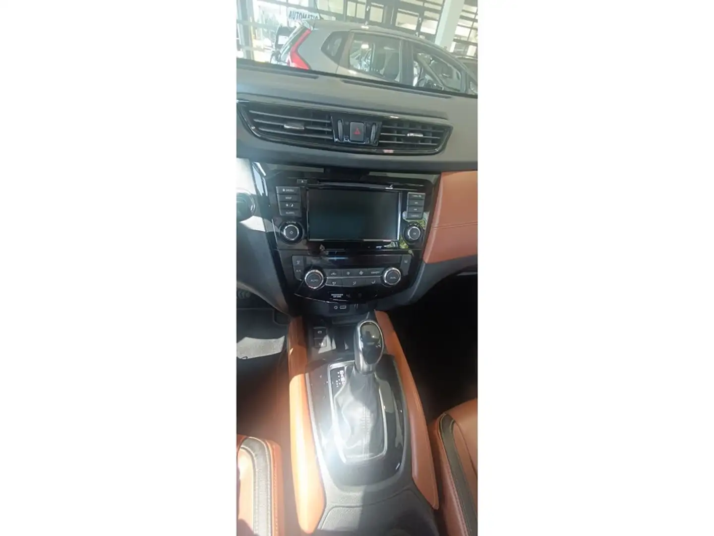 Nissan X-Trail DIG-T Tekna Schwarz - 2