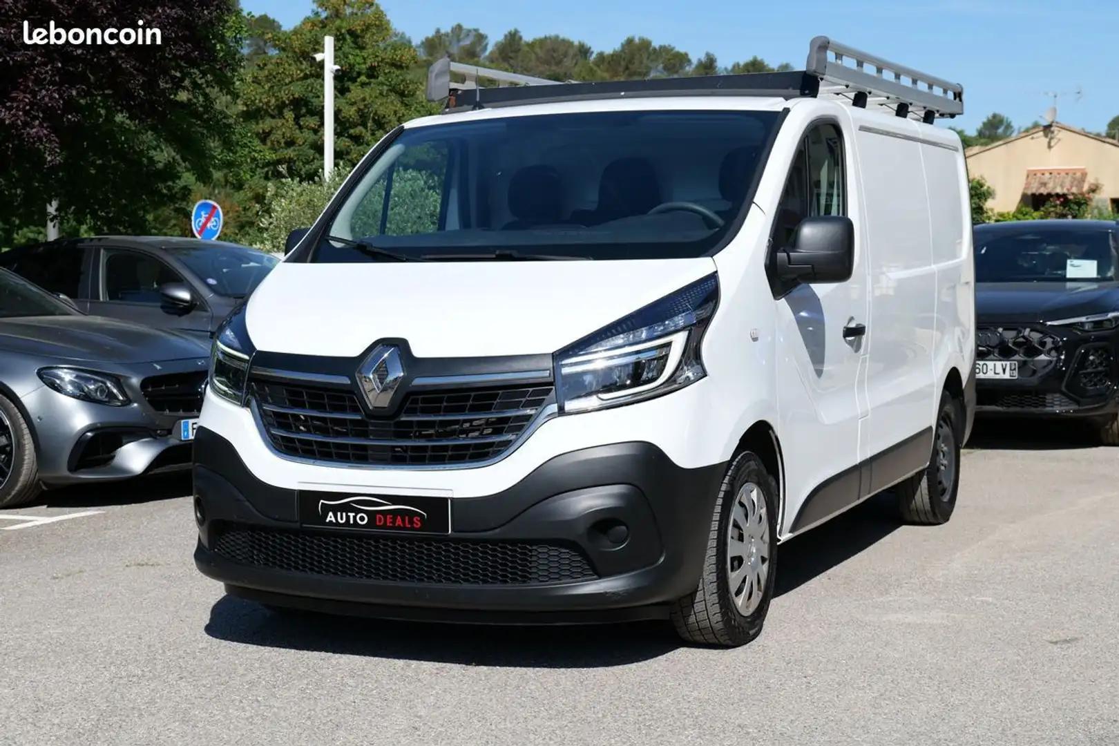 Renault Trafic iii (2) fourgon confort l1h1 2.0 dci 120 CH Blanc - 1