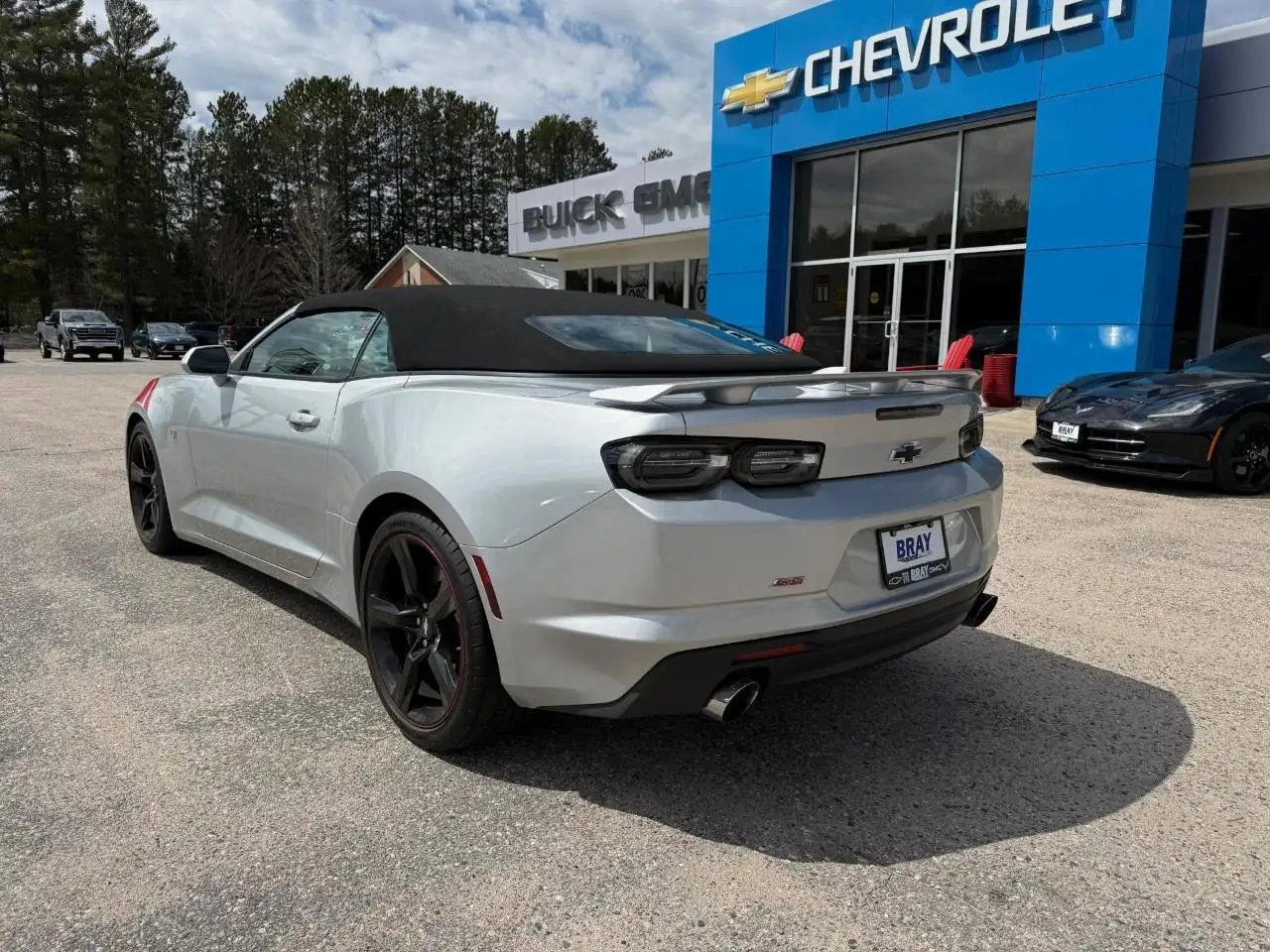 Chevrolet Camaro снимка Chevrolet Camaro