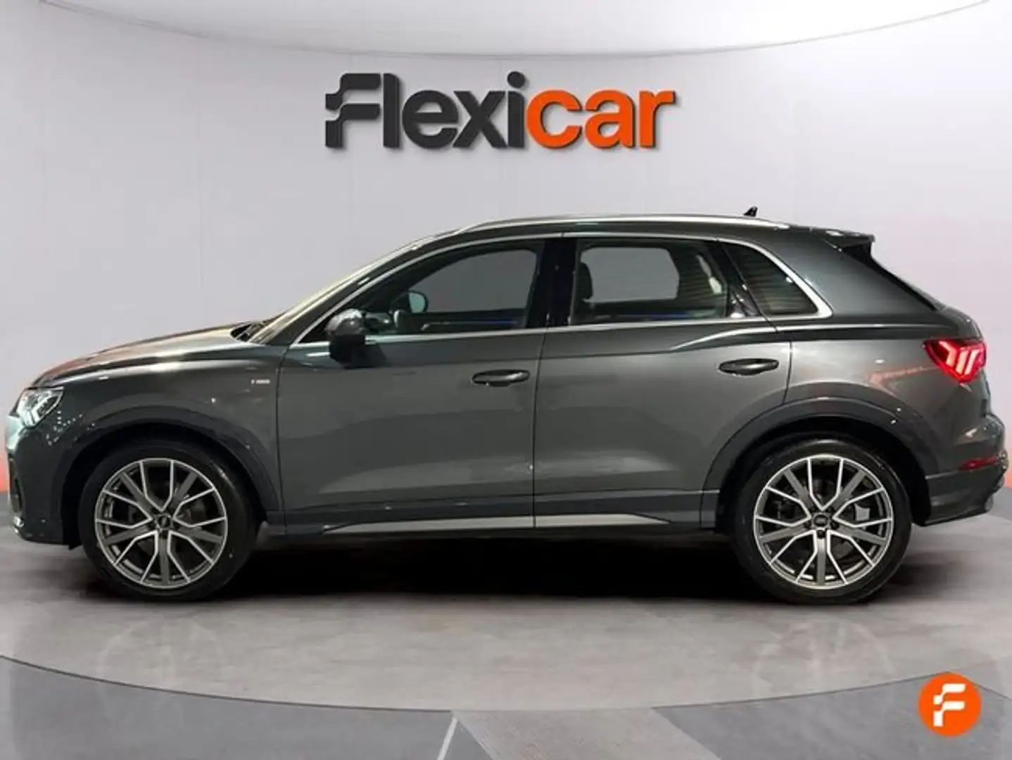 Audi Q3 35 TFSI S tronic Gris - 2