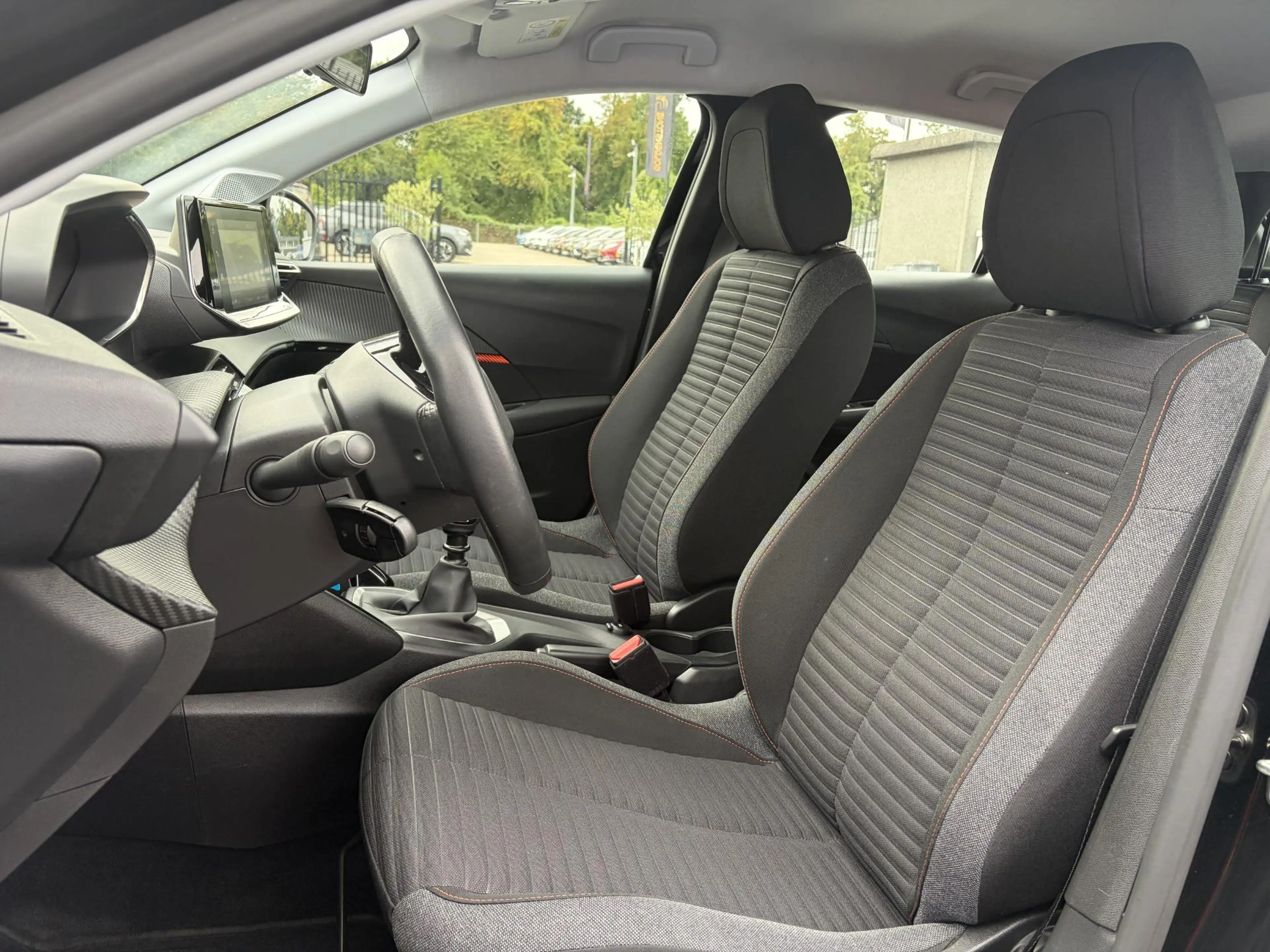 Peugeot 208 1.2 PureTech Blue Lease Active ✓102pk✓2e Eigenaar✓ — photo 9