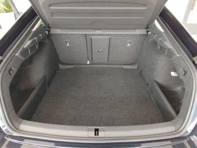 Skoda Octavia view 7