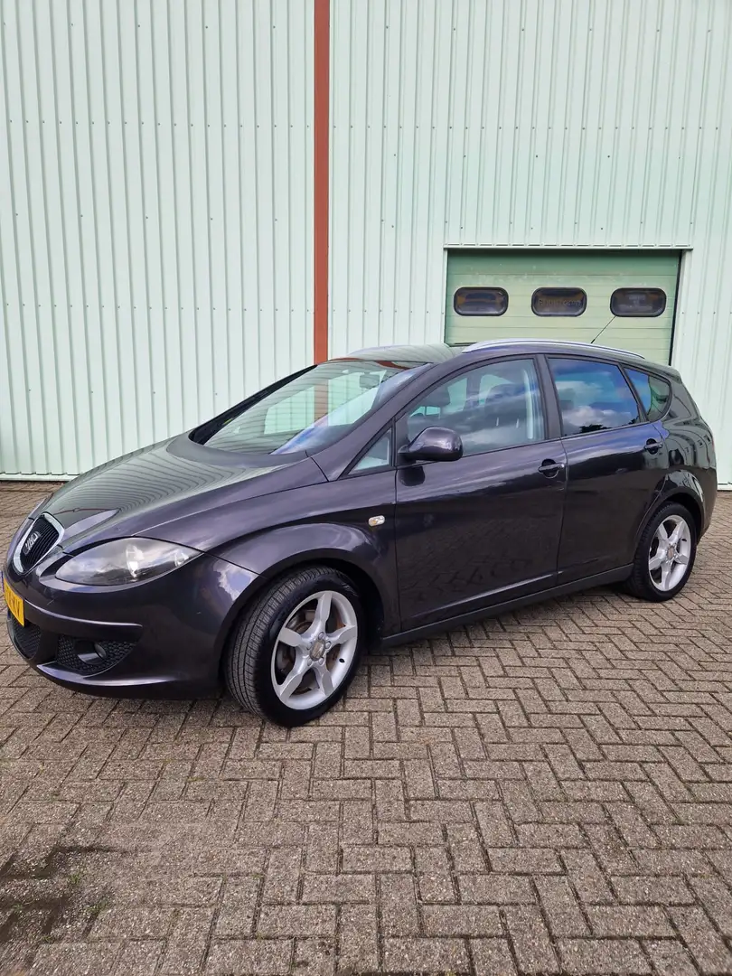 SEAT Altea XL 1.6 Stylance Negru - 2
