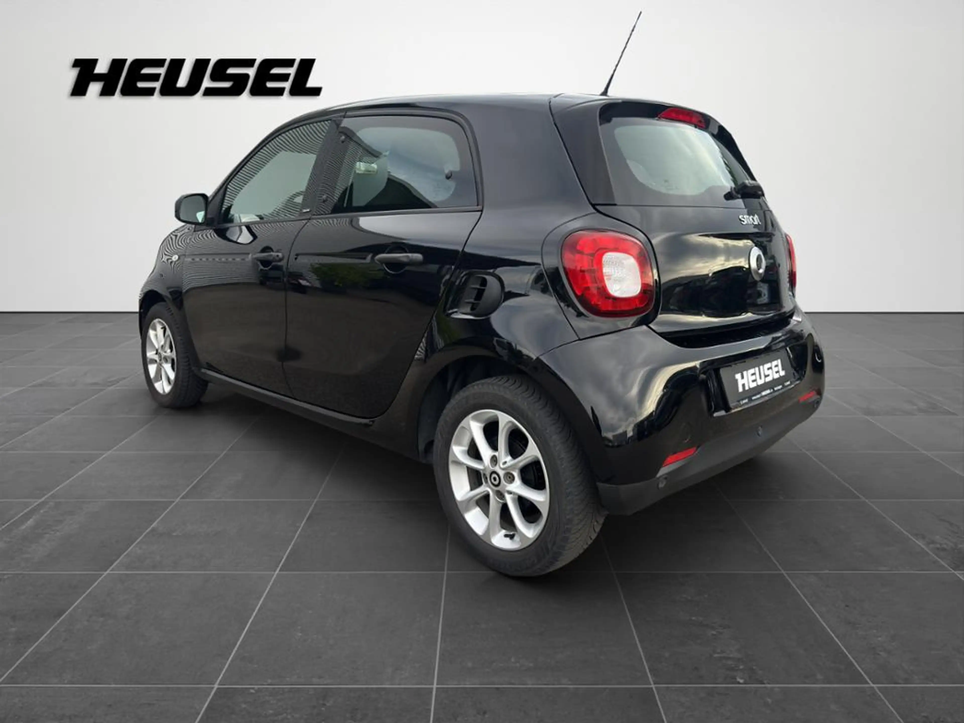 smart forFour *Verkauf im Kundenauftrag!* — photo 7