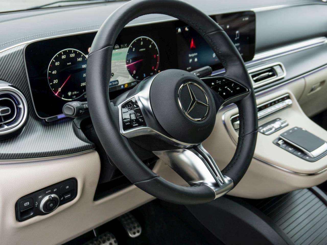 Mercedes-Benz V 250