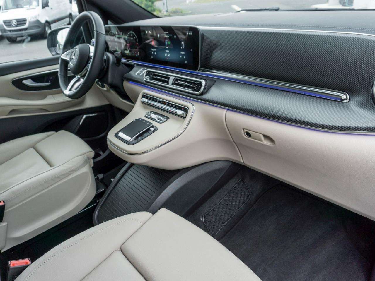 Mercedes-Benz V 250