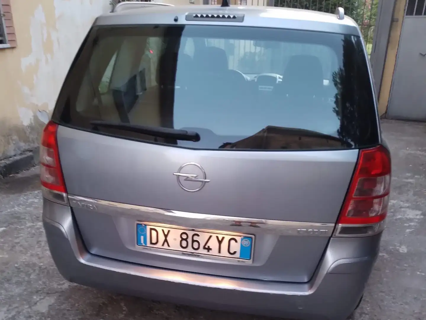 Opel Zafira Zafira II 20051.7 cdti Club 110cv Grigio - 2