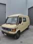 Mercedes-Benz 210/310 Beige - thumbnail 1