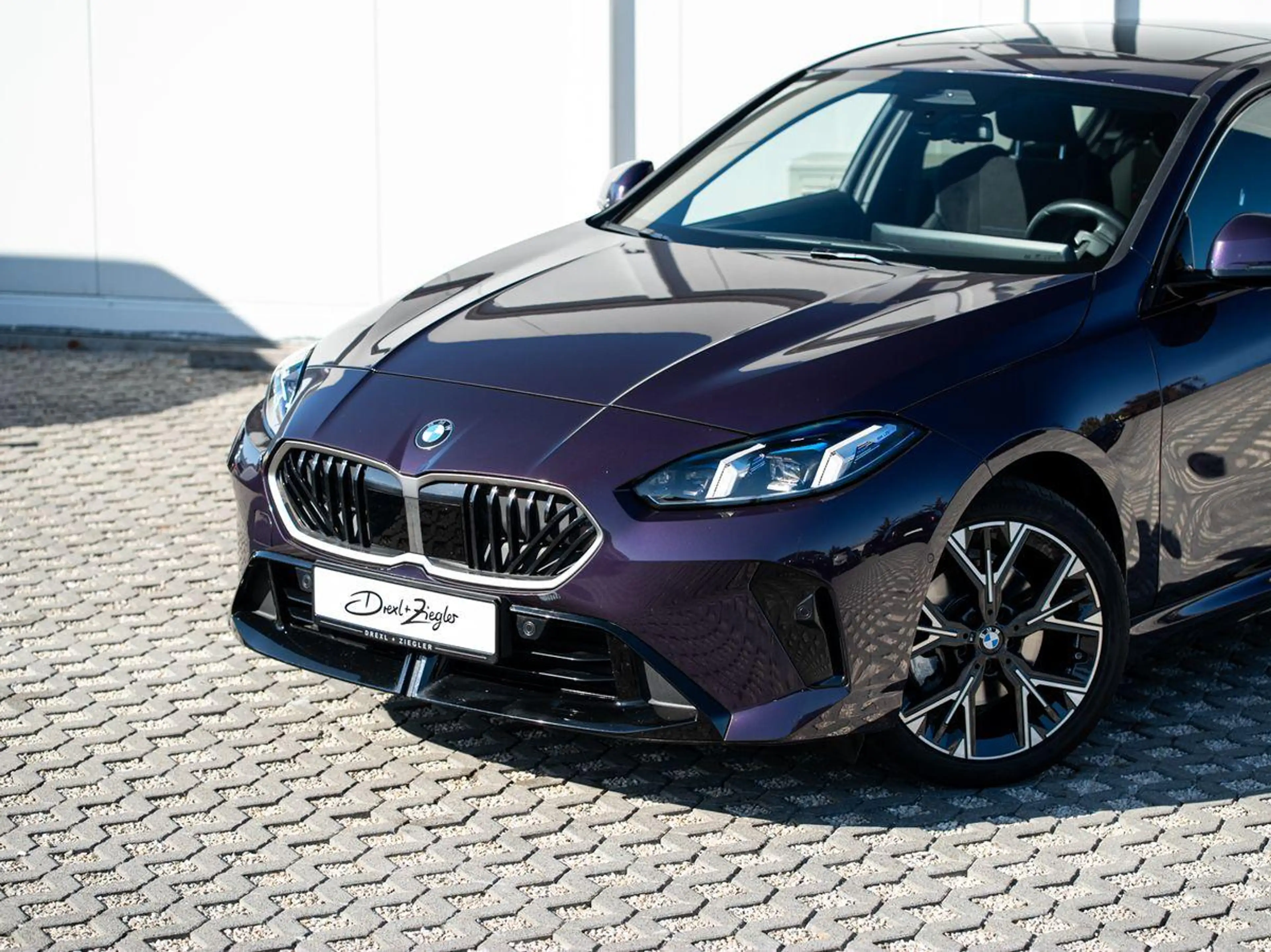 BMW 118 d M-Sport PANO KoZg aLED DrAssPlus Wireless — photo 4
