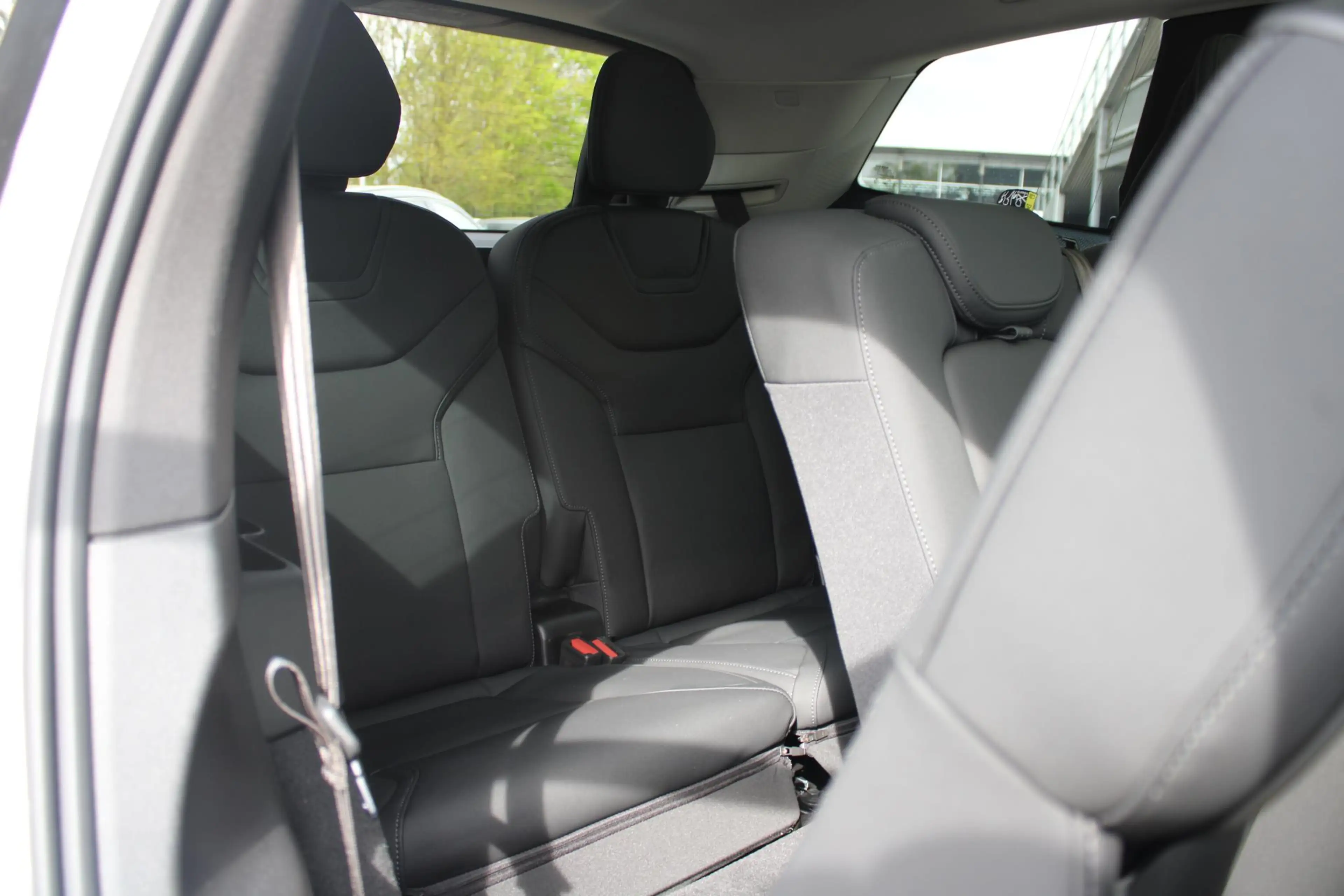 Volvo EX90 Twin Motor Ultra 7p. 106 kWh Geventileerde voorsto — photo 12