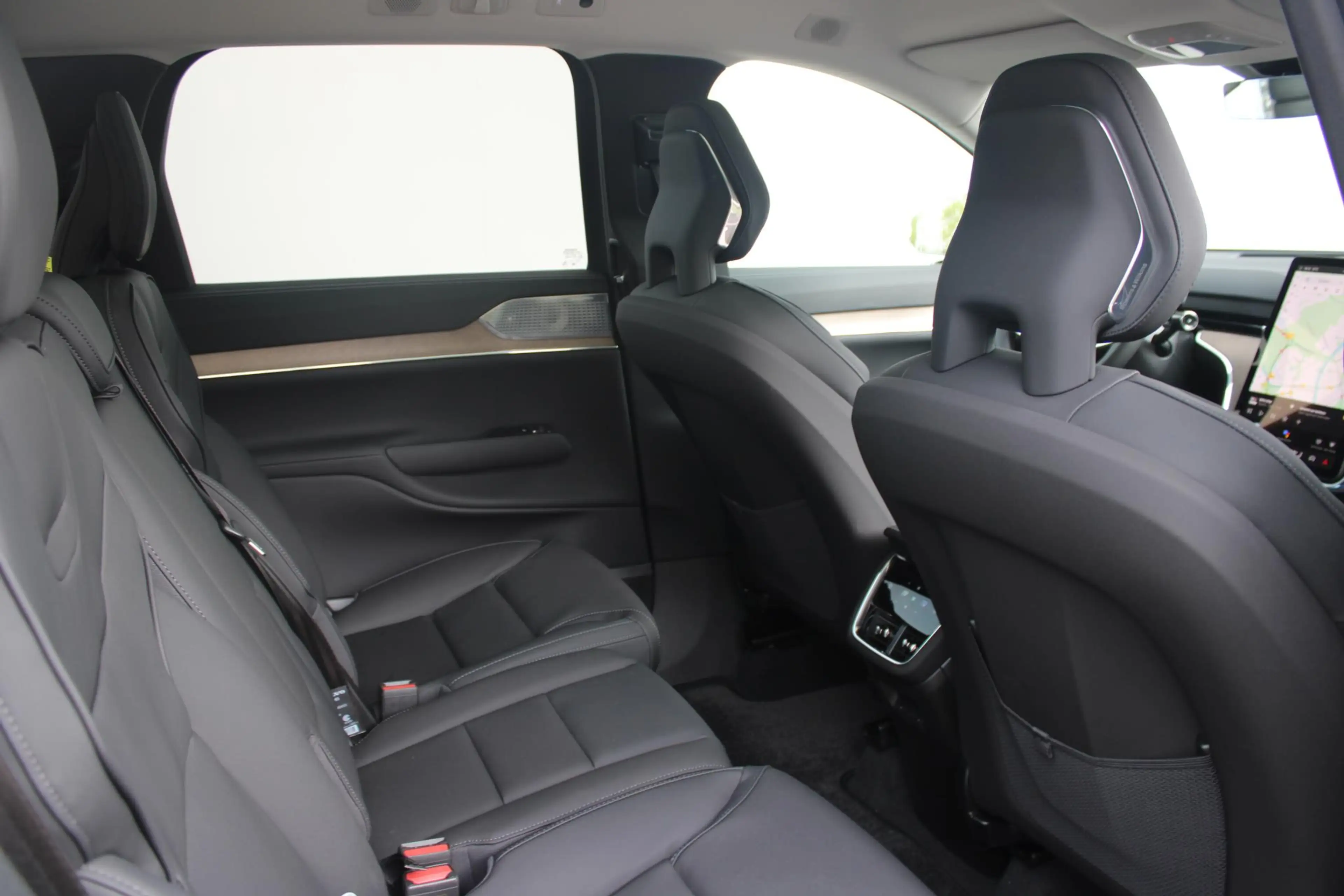 Volvo EX90 Twin Motor Ultra 7p. 106 kWh Geventileerde voorsto — photo 14