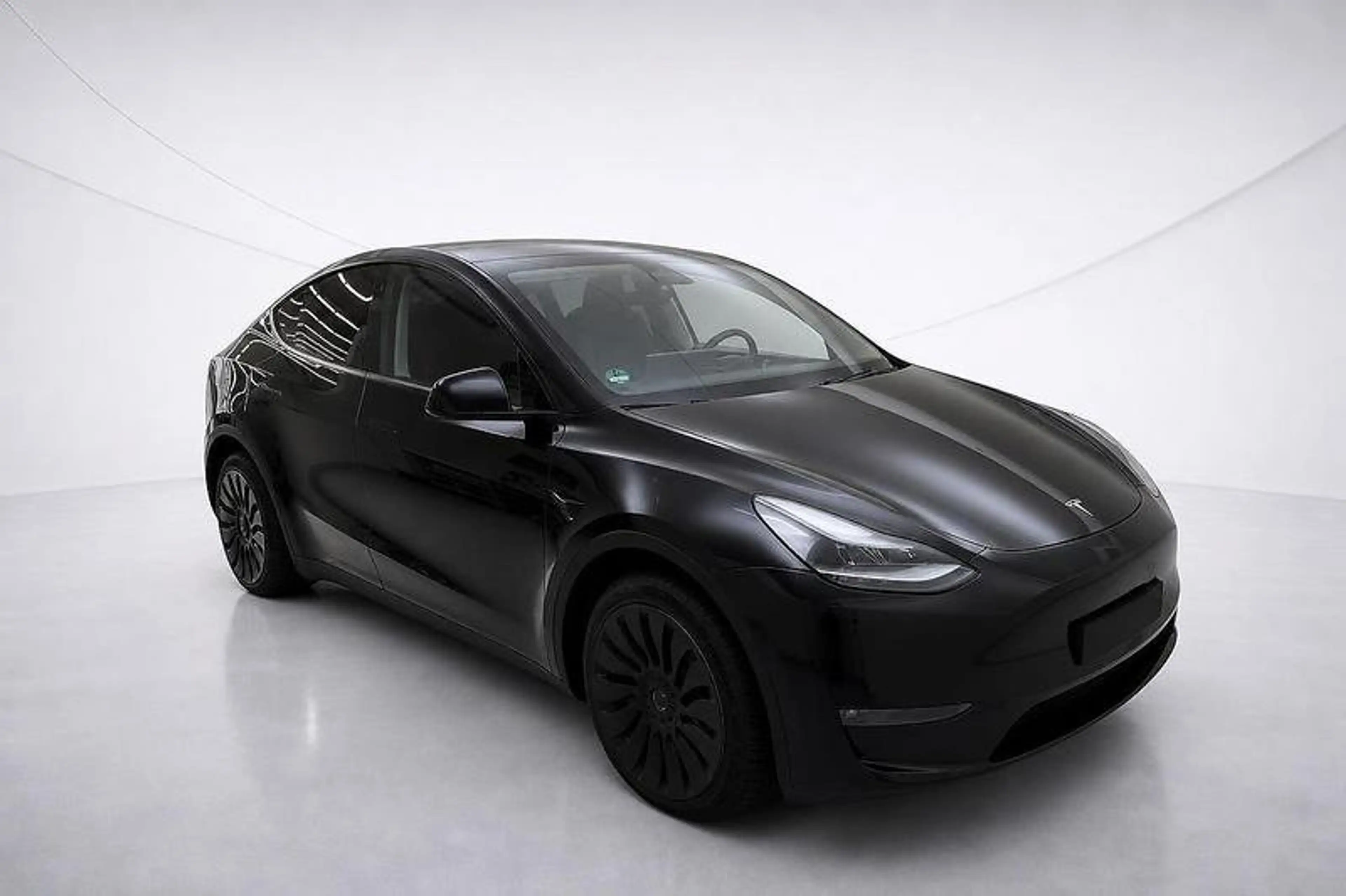 Tesla Model Y Long Range Dual Motor AWD 75 kWh Pano/WPU — photo 3