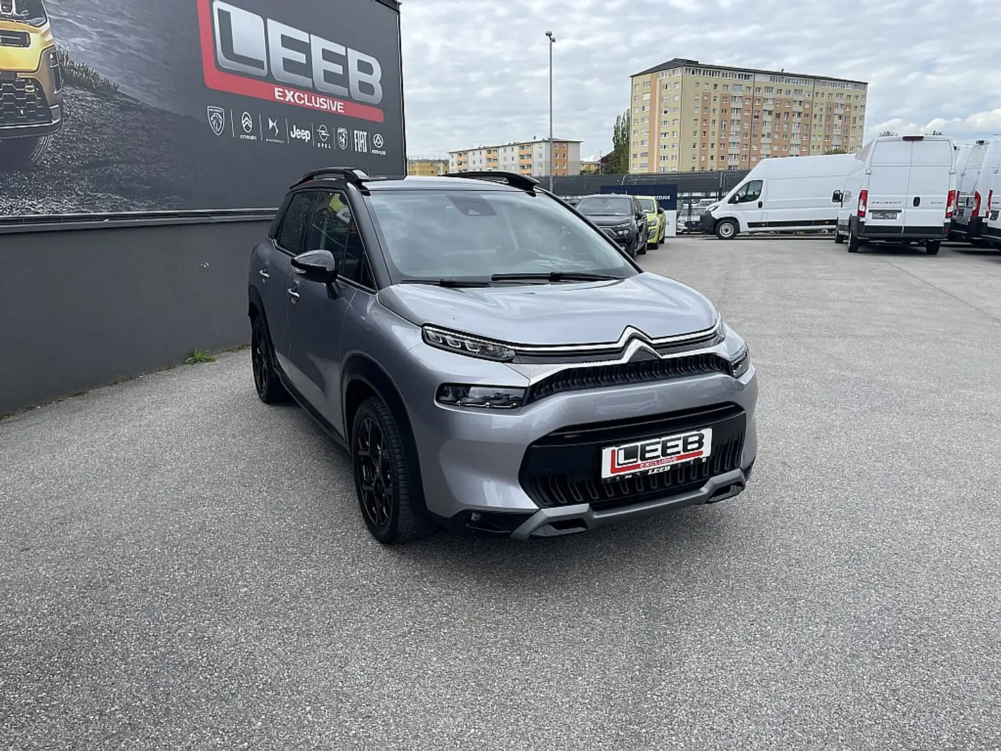Citroen C3 Aircross PureTech110 S&S 6-Gang-Manuell Max Grau - 2
