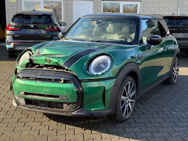 MINI Cooper SE Classic Trim*PANO*HUD*NAVI*ACC