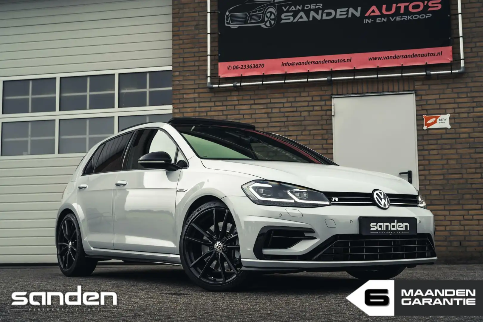 Volkswagen Golf 2.0 TSI 4Motion R performance|parelmoer|Pano Wit - 1