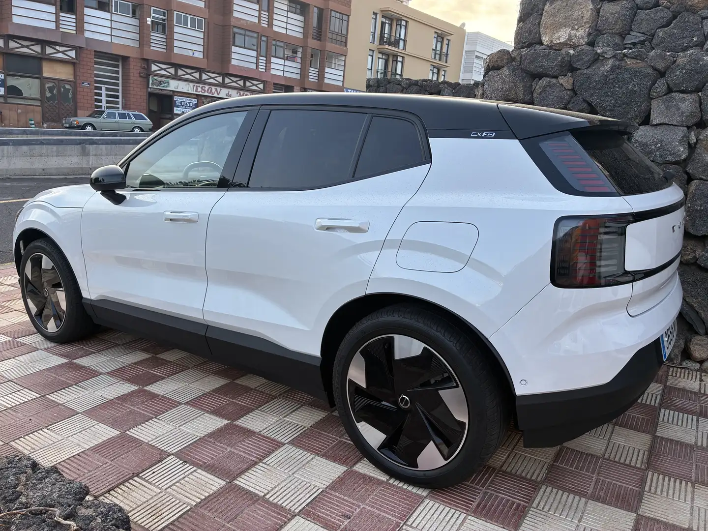 Volvo EX30 Twin Ultra AWD Blanco - 2