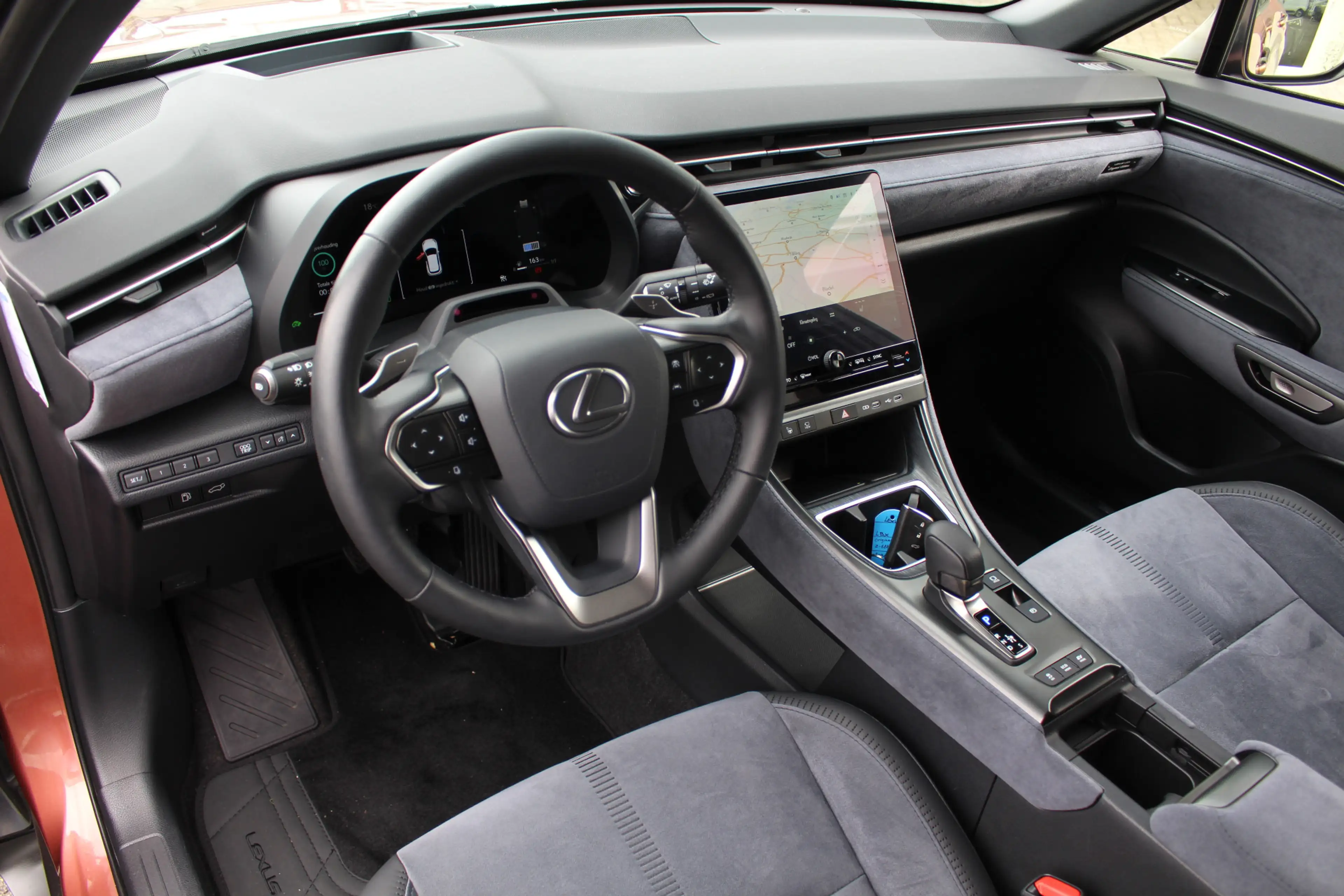 Lexus LBX Original Edition 2WD Hybrid I NL-auto! I Uniek I T — photo 7