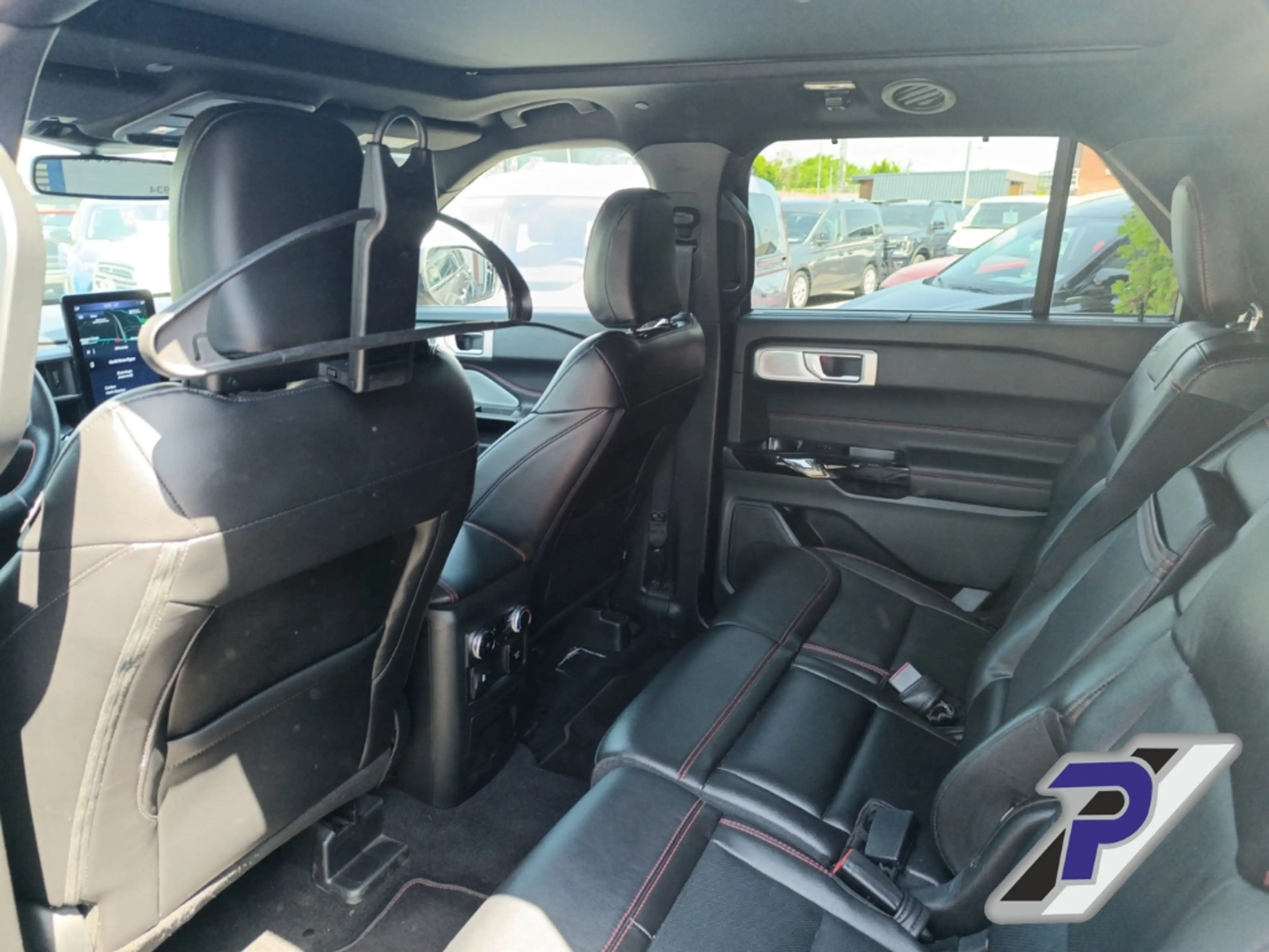 Ford Explorer PHEV 4x4 ST-Line 7-Sitzer AHK El. Panodach Navi Le — photo 13