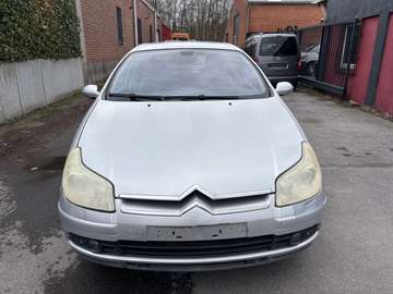 C5 2.0 HDi Exclusive prête à immatriculer !